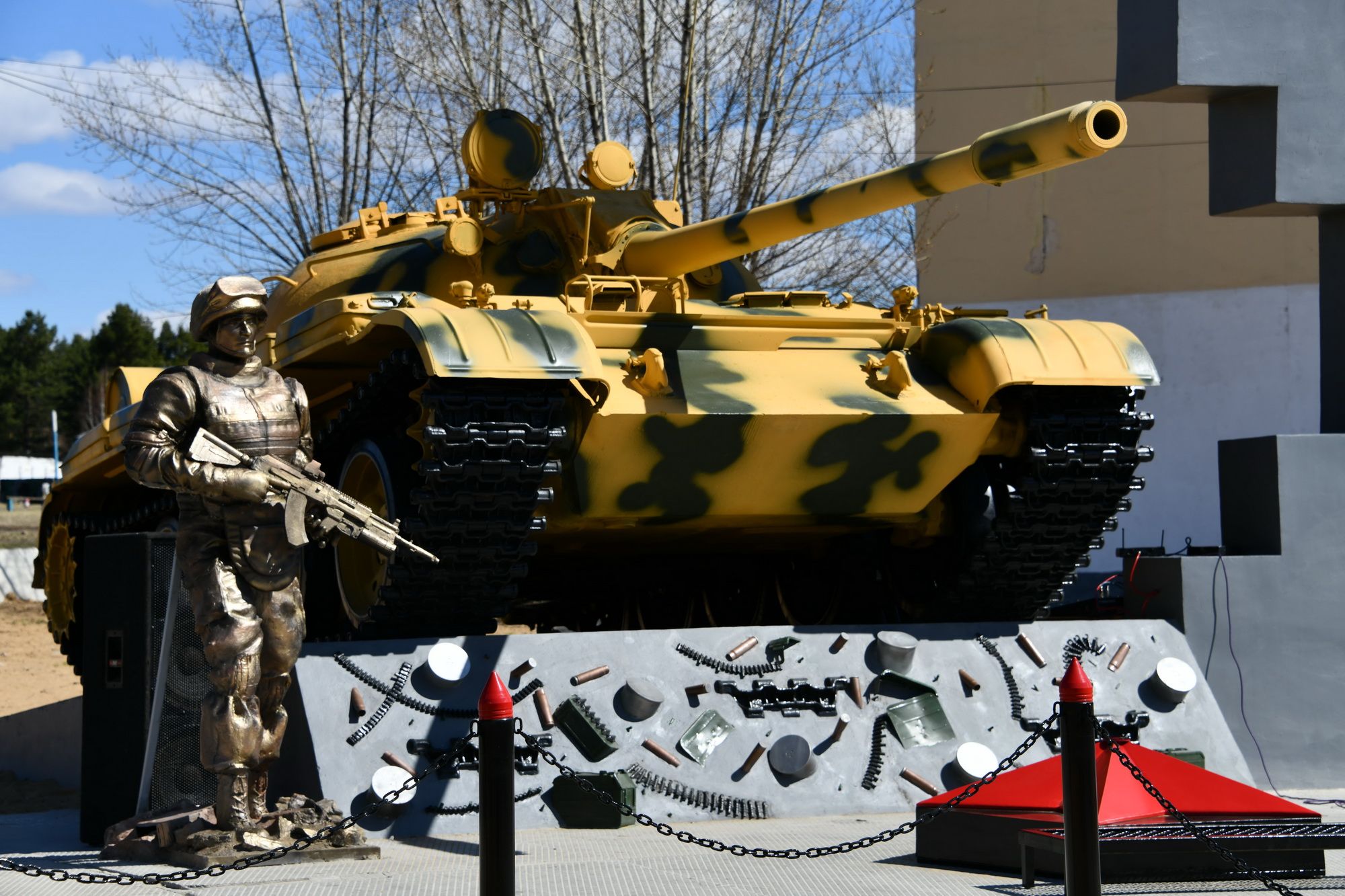 Мемориал в память о забайкальских танкистах — участниках спецопераций, павших в боях за пределами России.